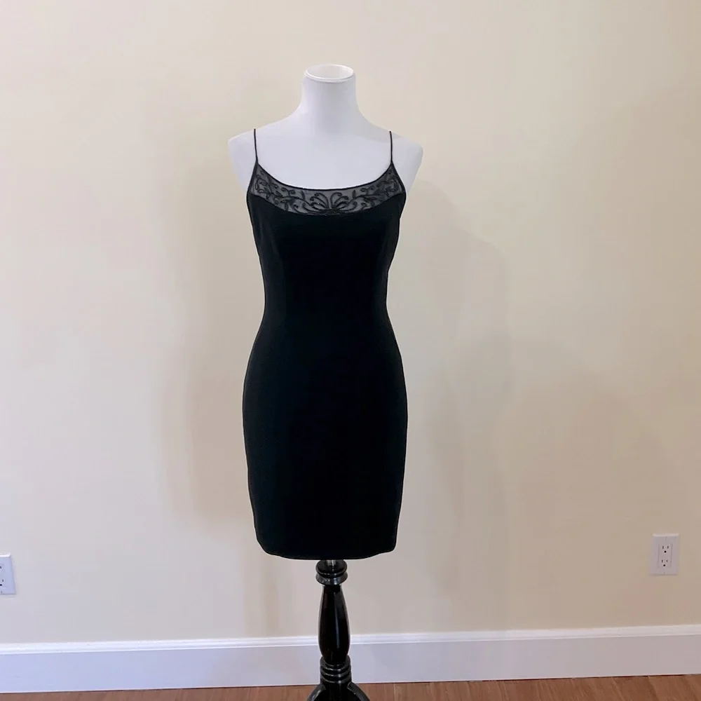 Women’s Niteline by Della Roufogali Elegant Black Dress